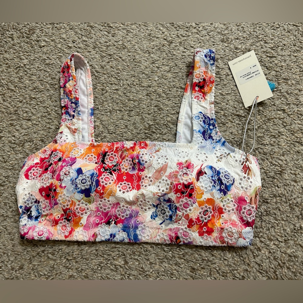 NWT Johnny Was Summer Days Eyelet Bikini Top Floral White Size Small Nylon Beach